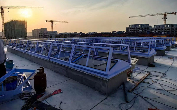 消防湟中排烟窗怎么选择尺寸 消防湟中排烟窗怎么选择尺寸